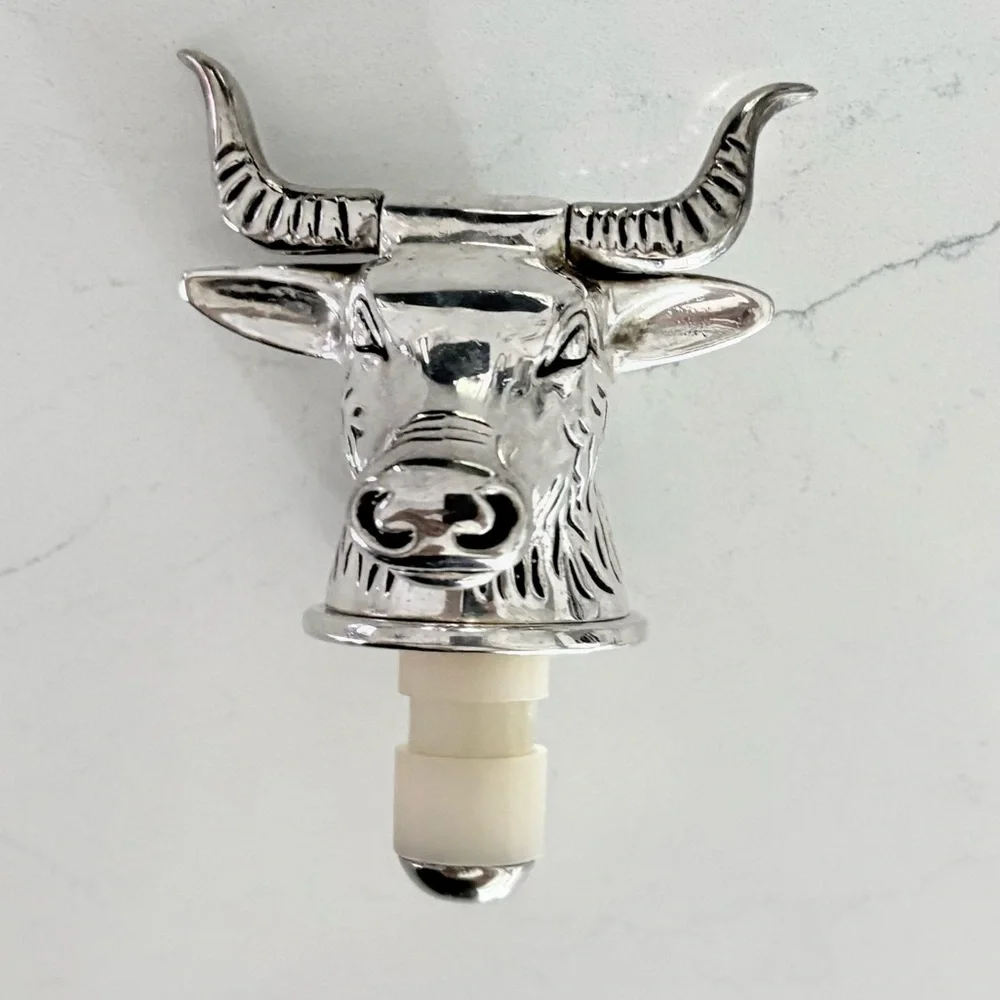 Neiman Marcus Silver Bull Head Wine Bottle Stopper Barware Gift Box circa 1980s